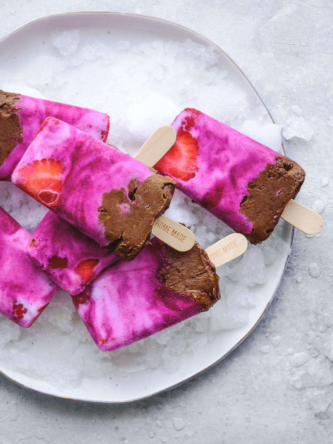 Creamy Chocolate & Berry Popsicles!