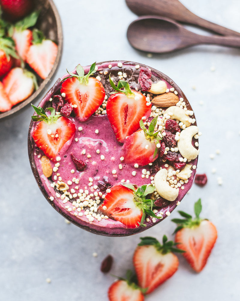 Rawnice - Strawberry Black Goji Smoothiebowl